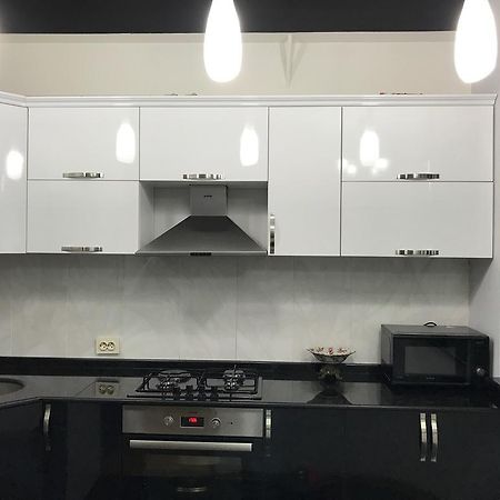 Apartment Like Home บาทูมิ ภายนอก รูปภาพ
