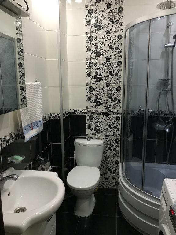 Apartment Like Home บาทูมิ ภายนอก รูปภาพ